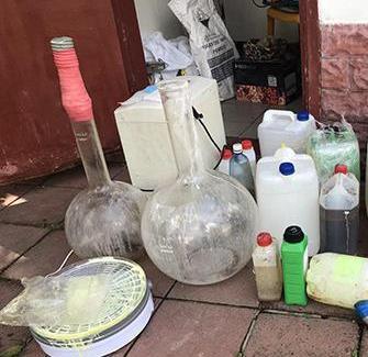 Незаконний збут наркотичних засобів – дев’ятьом особам повідомлено про підозру (ФОТО)