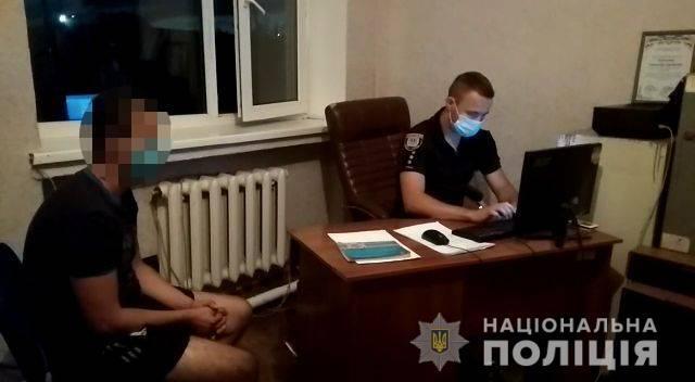 Жителю Березівського району поліцейські оголосили підозру у спричиненні тяжких тілесних ушкоджень знайомому з райцентру