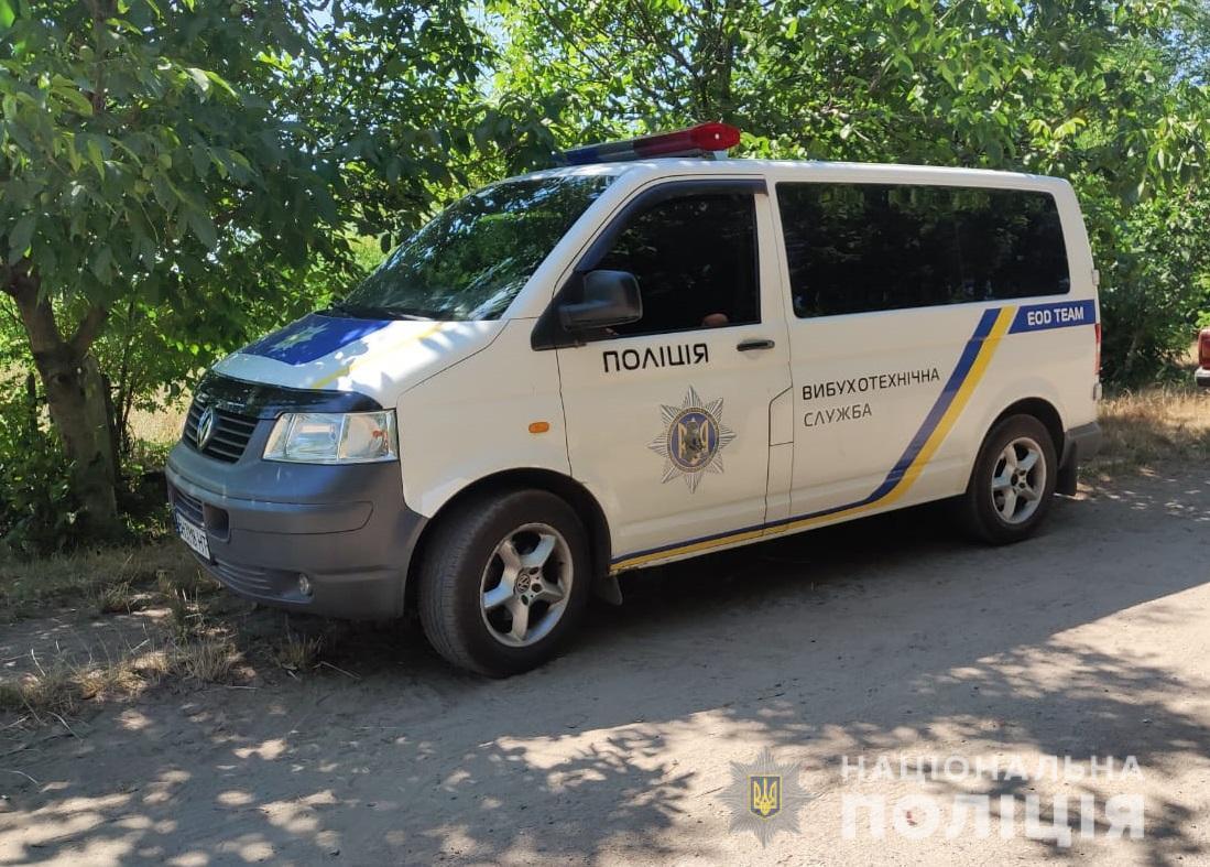 Поліцейські затримали жителя Балтського району, який ледь не позбавив життя трьох свої знайомих