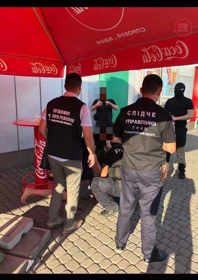 На Закарпатті правоохоронці затримали вимагача