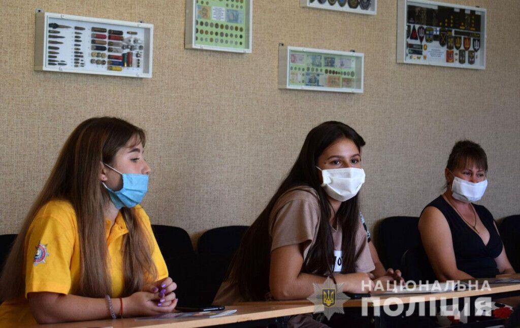 Результат поліцейського проєкту «Рівність. Безпека. Право»: на Донеччині створено інформаційну платформу безпеки для дітей