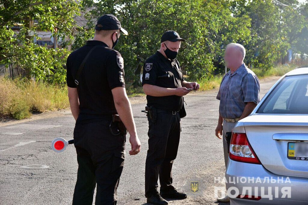 На Донеччині правоохоронці вилучили схрон боєприпасів: результат відпрацювання прифронтових населених пунктів