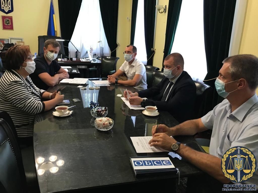 Прокурор області зустрівся зі спостерігачем Спеціальної Моніторингової Місії ОБСЄ