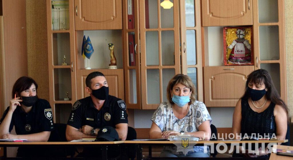 Результат поліцейського проєкту «Рівність. Безпека. Право»: на Донеччині створено інформаційну платформу безпеки для дітей