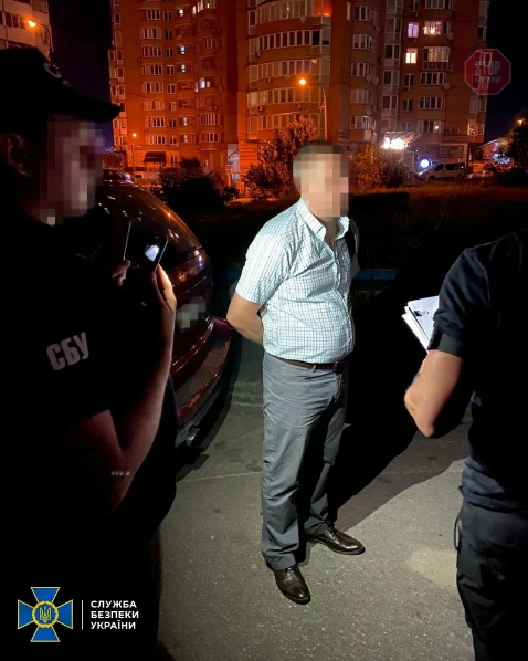 Силовики викрили чиновників ЗСУ на корупційній схемі з закупівлею масок для армії (фото)