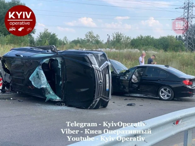 У столиці сталася ДТП за участю сина експрокурора Києва (фото, відео)