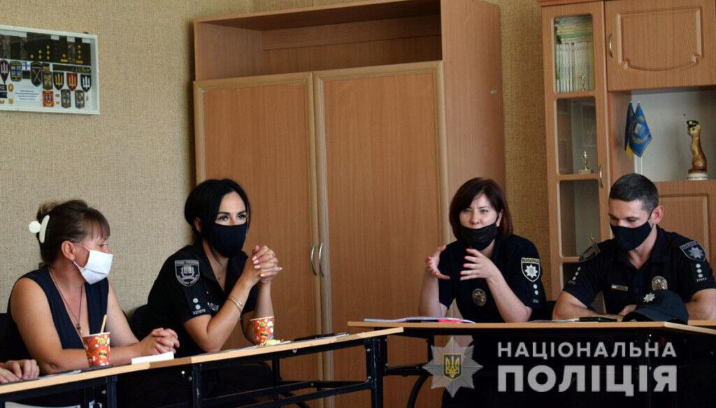 Результат поліцейського проєкту «Рівність. Безпека. Право»: на Донеччині створено інформаційну платформу безпеки для дітей