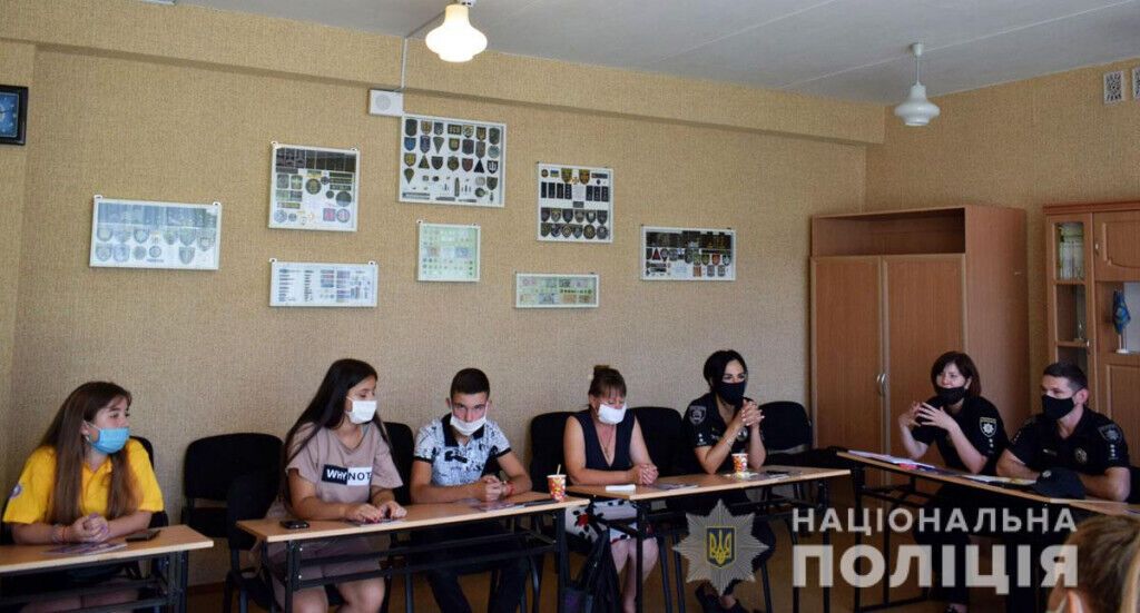 Результат поліцейського проєкту «Рівність. Безпека. Право»: на Донеччині створено інформаційну платформу безпеки для дітей