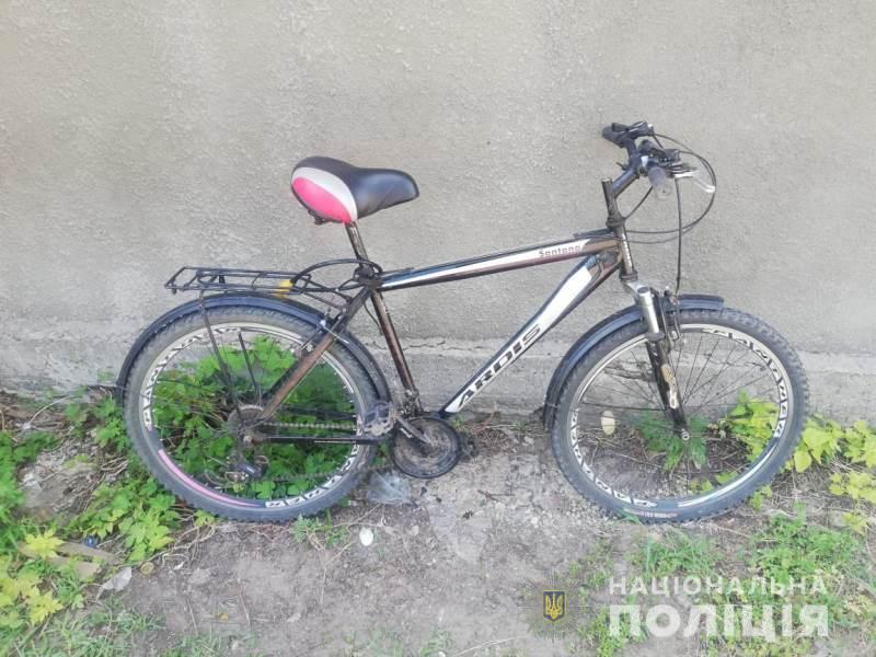 Поліцейські викрили жителя селища Ширяєве у привласненні велосипеда місцевої жительки