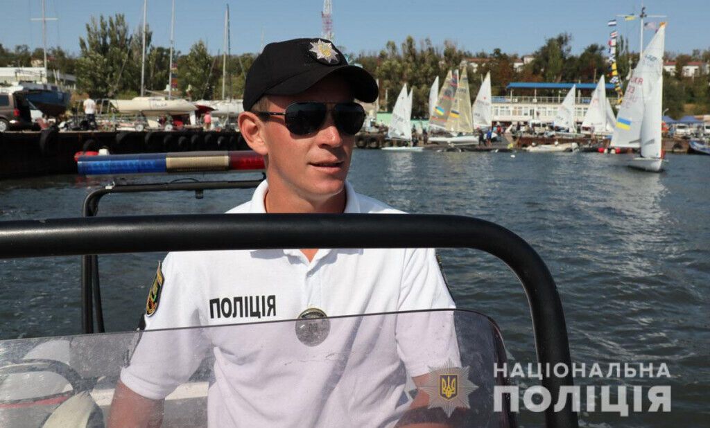 Поліція на воді забезпечує безпеку під час чемпіонату України з вітрильного спорту