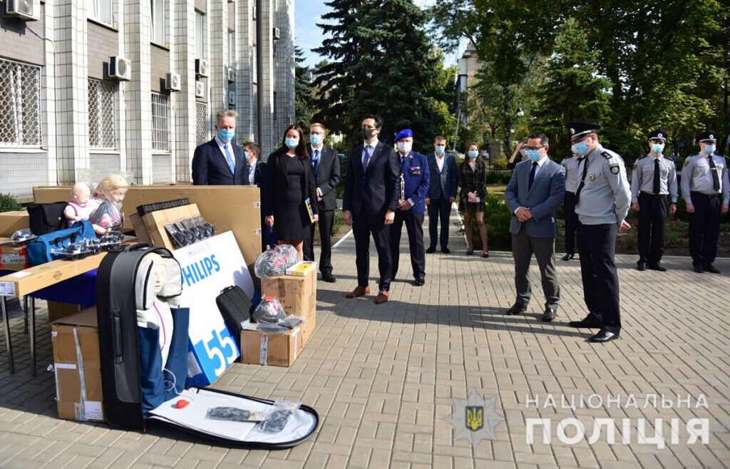 Тренінговий центр поліції Донеччини отримав від Консультативної місії ЄС обладнання на 750 тисяч гривень
