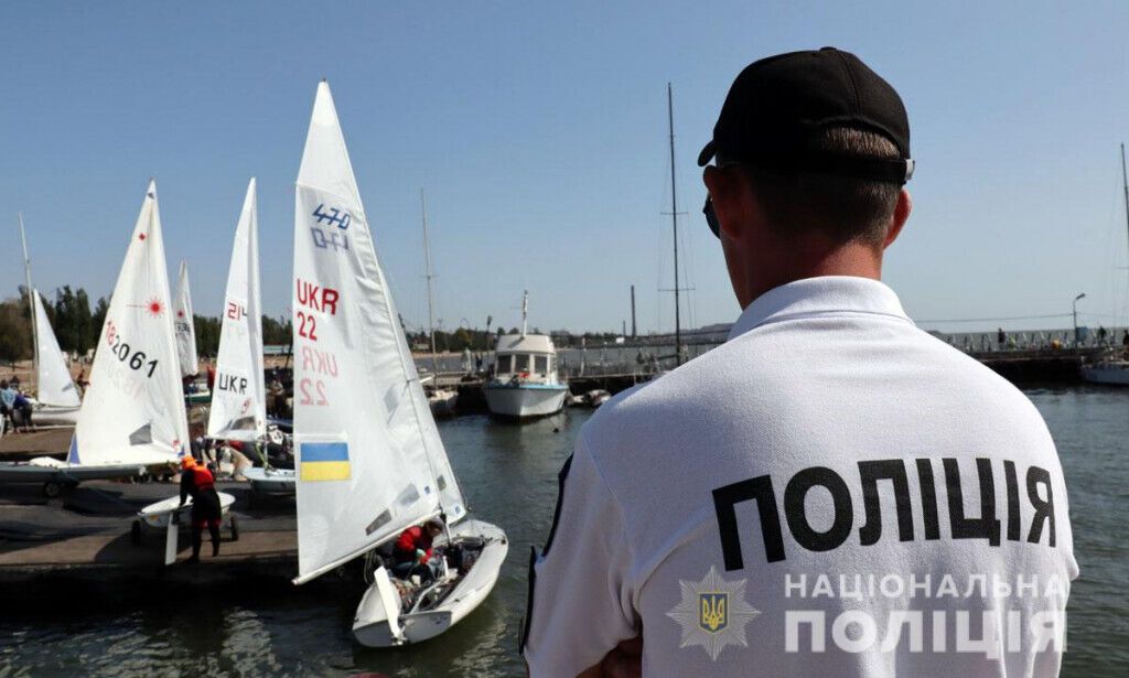 Поліція на воді забезпечує безпеку під час чемпіонату України з вітрильного спорту