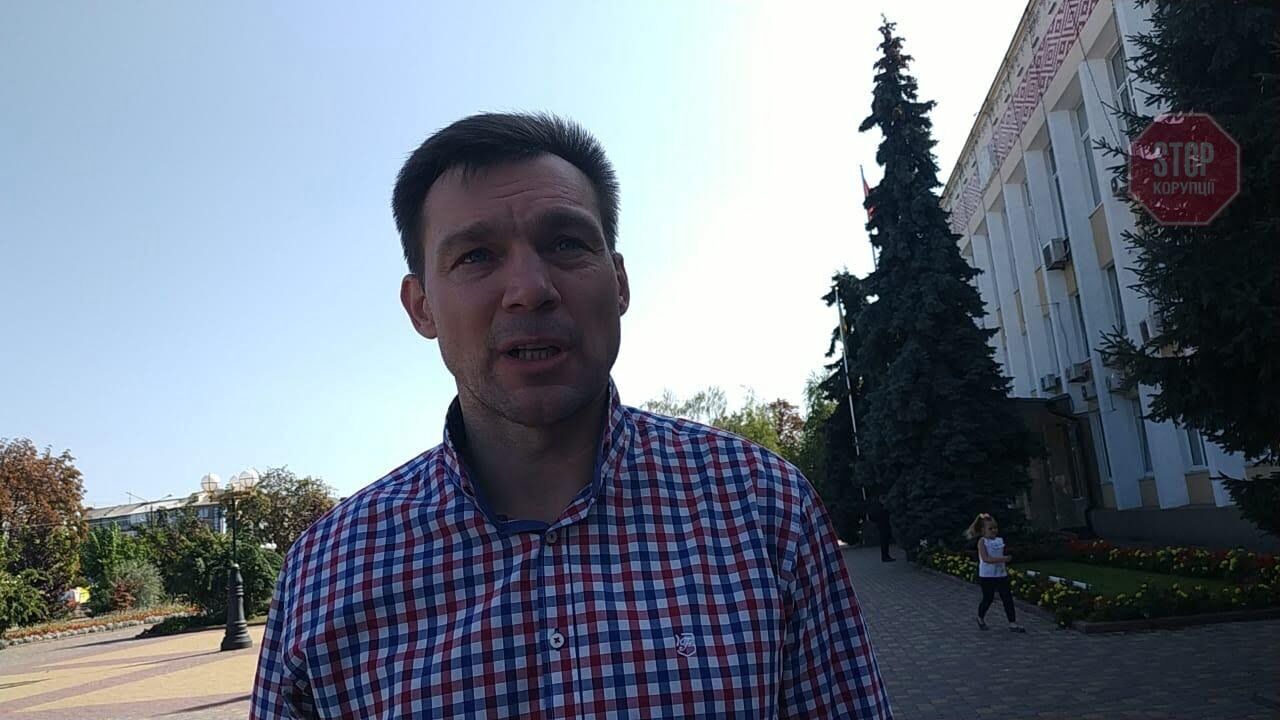  Кандидат в мери Борисполя Петровскіс оприлюднив корупційні схеми, які діють у місті. Фото: СтопКор.