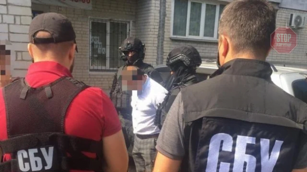 У Черкаській області прокурор і поліцейський вимагали хабар