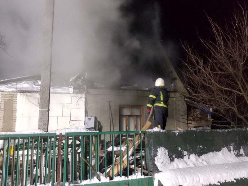 Вінницька область: ліквідовано пожежу в будинку