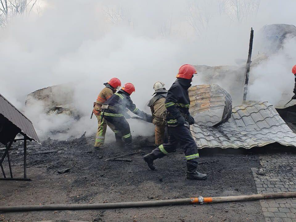 Миколаївська область: ліквідовано масштабну пожежу літнього кафе у м. Первомайськ