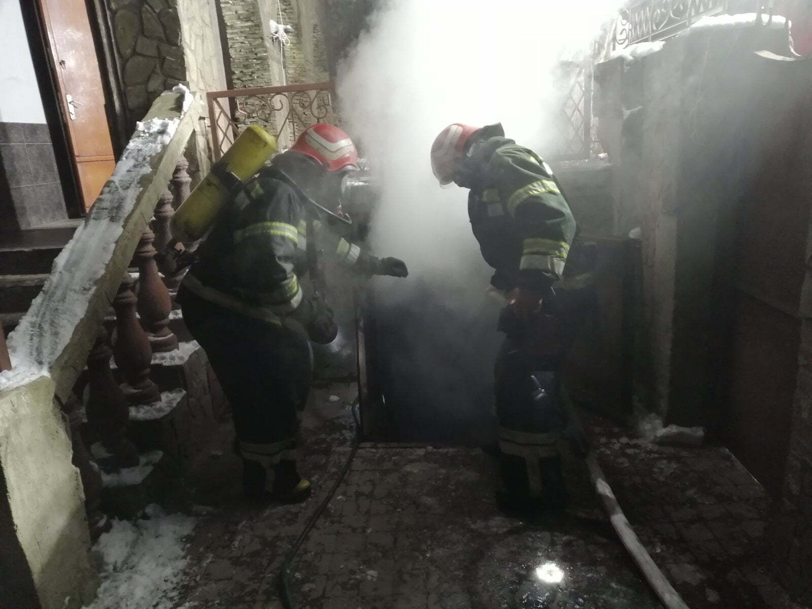 Одеська область: рятувальники ліквідували загорання в підвальному приміщенні