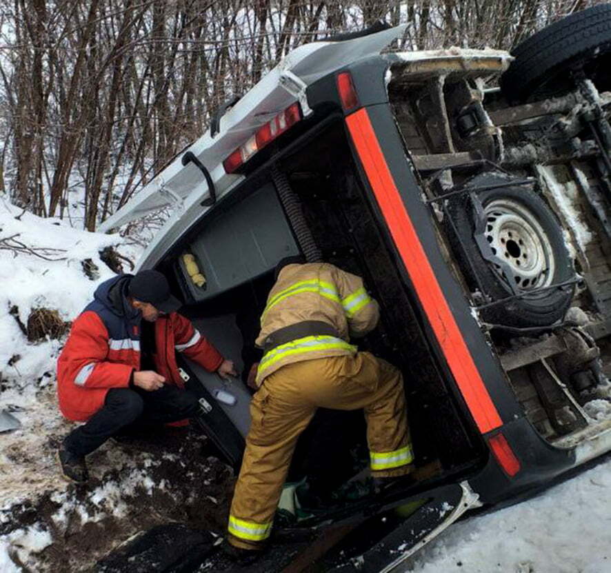 Полтавська область: рятувальники деблокували потерпілу із пошкодженого внаслідок ДТП автомобіля