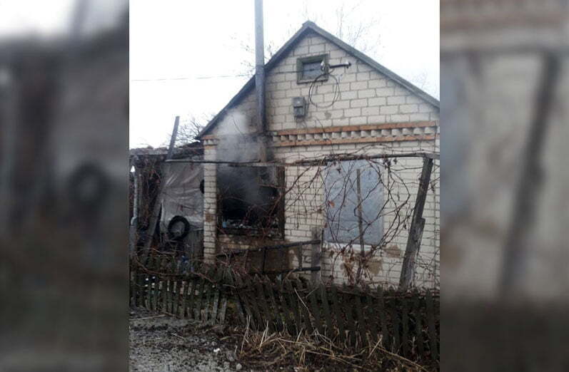 м. Дніпро: вогнеборці загасили займання всередині дачного будинку