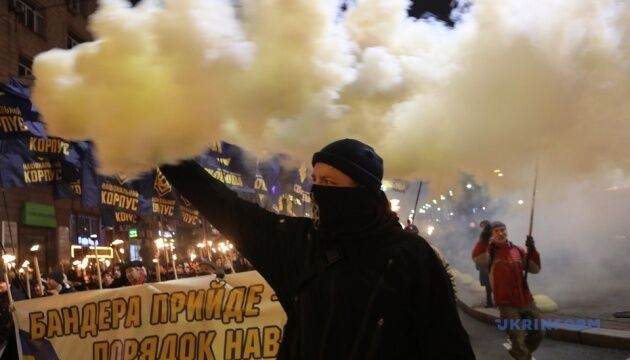 Смолоскипна хода у центрі Києва відбулася без порушень - поліція