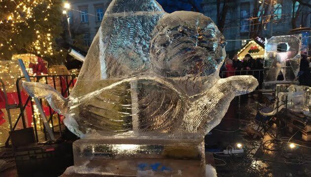 До Львова завітали крижані ангели