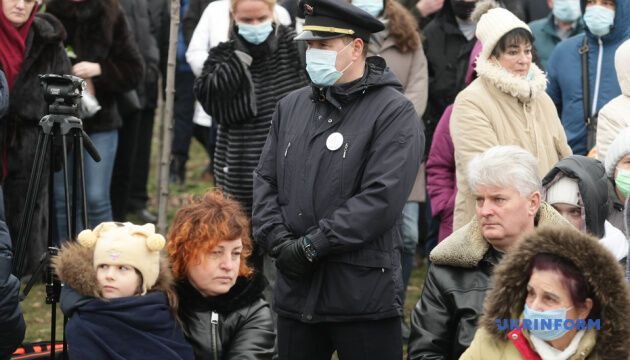У Києві вшанували пам'ять загиблих у катастрофі літака МАУ в Тегерані