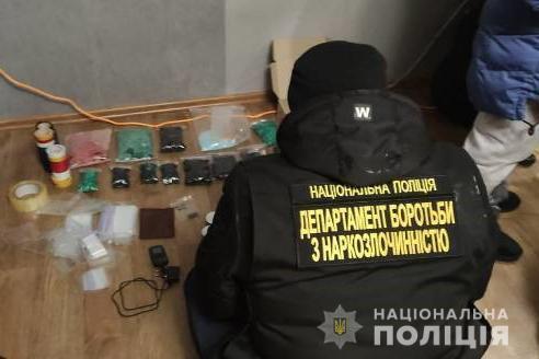 У двох мешканок Запорізької області правоохоронці вилучили наркотиків та психотропів на понад сім мільйонів гривень