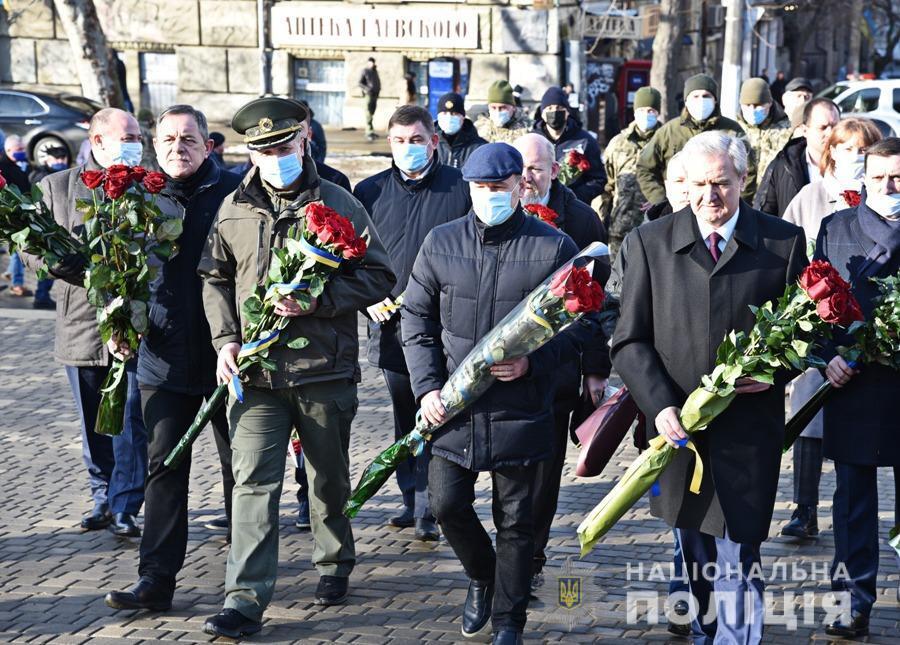Поліцейські Одещини долучилися до заходів з нагоди відзначення Дня Соборності України