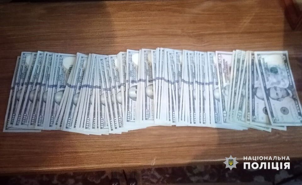 Спецоперація поліцейських у Рівному:  затримано наркодилерів та підозрюваного у вбивстві чоловіка
