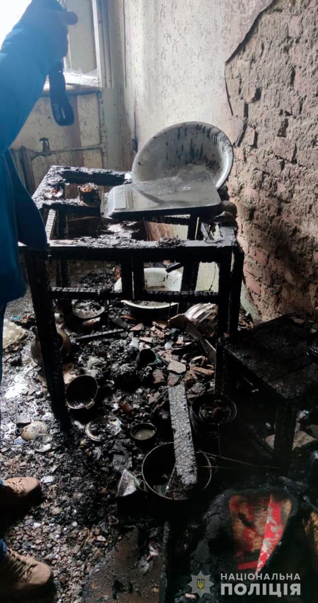 За фактом пожежі в середмісті Чернівців поліція розпочала кримінальне провадження