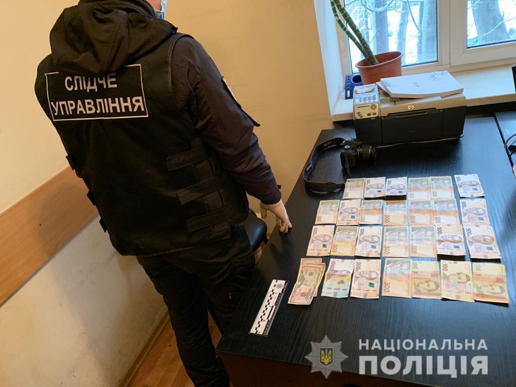 В Одесі правоохоронці затримали посадовця обласного управління Держпраці за одержання неправомірної вигоди