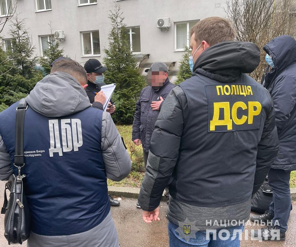 У Львові поліція затримала заступника керівника відділу податкової служби за організацію корупційної «схеми»