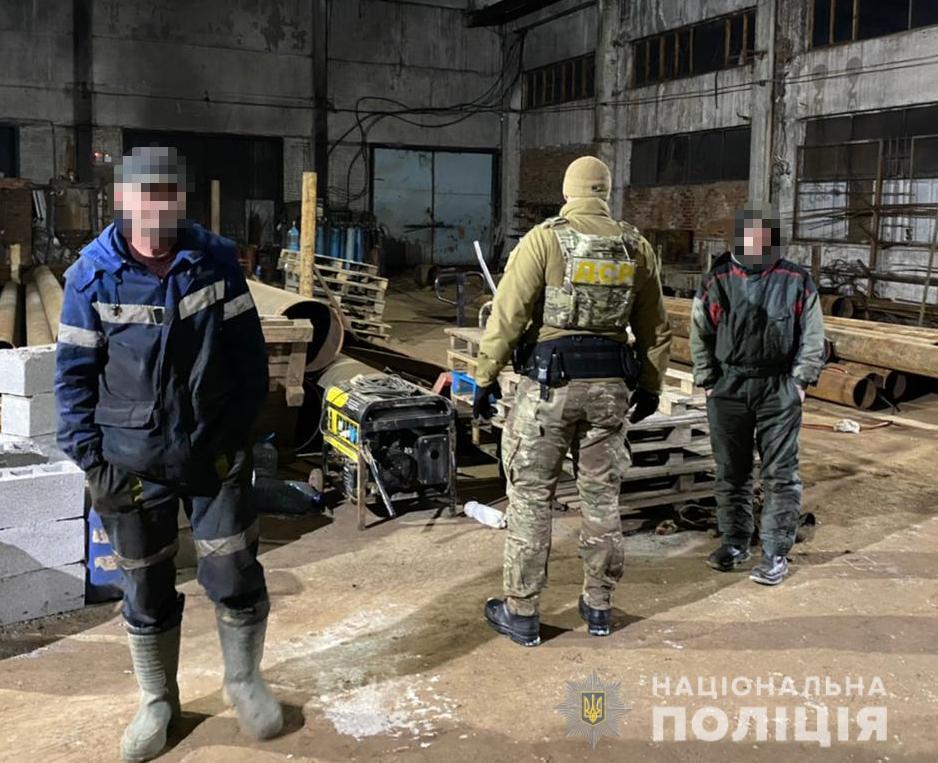 На Львівщині поліцейські повідомили про підозру групі осіб у заволодінні майном комунального підприємства міської ради
