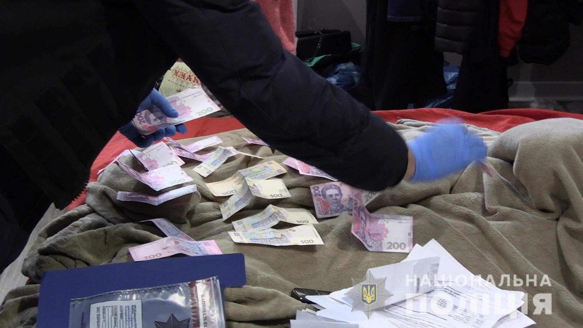 У Вінниці оголошено про підозру членам стійкого злочинного угруповання, які вимагали кошти у підприємця
