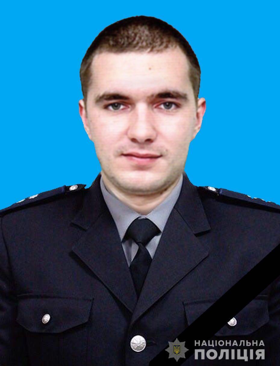 Пам’ять про героя не згасає в наших серцях: одеські поліцейські вшанували загиблого колегу Сергія Пригаріна