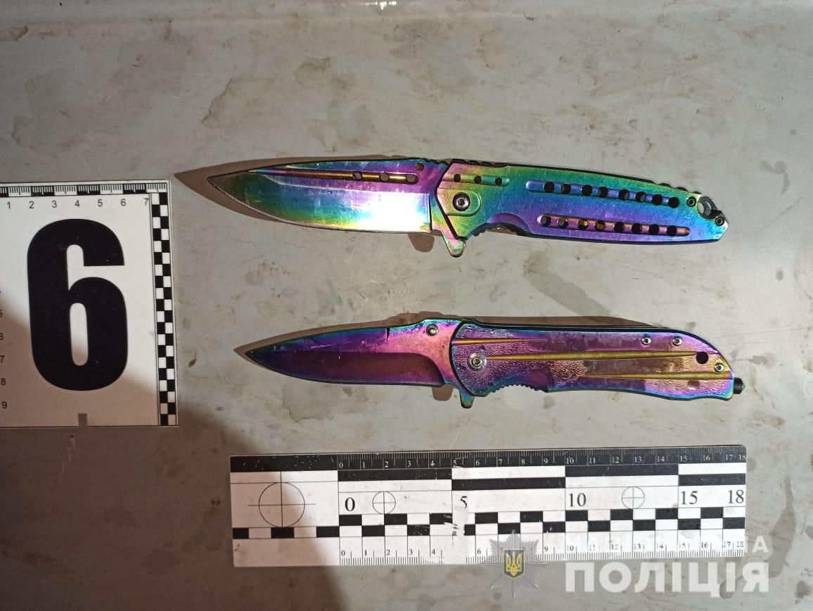 Поліцейські оперативно затримали двох іноземців, які в центрі Одеси вчинили розбійний напад на перехожого