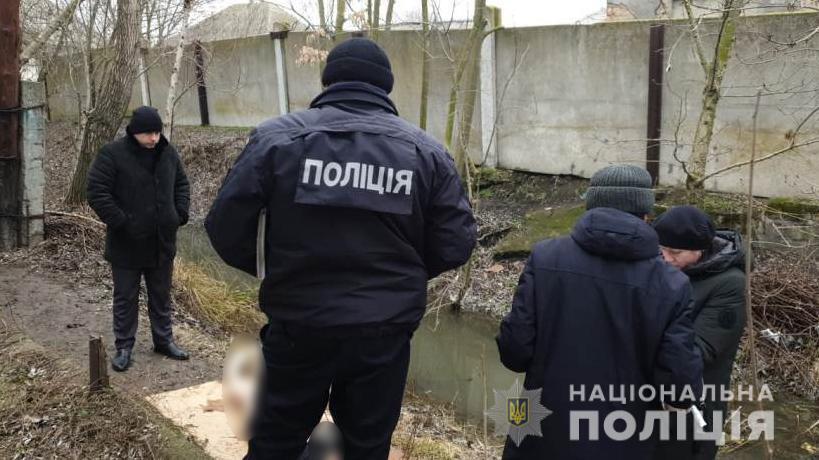 Поліцейські розслідують обставини загибелі жінки у місті Вилкове