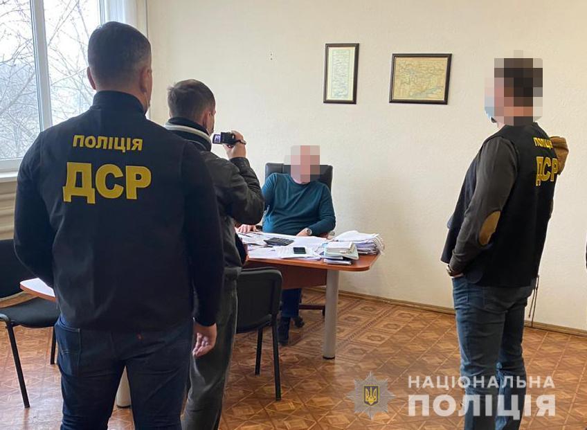 Поліцейські викрили у хабарництві начальника одного з управлінь «Запоріжгазу»