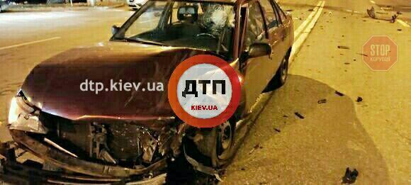  Унаслідок ДТП автівки отримали сильні пошкодження Фото: dtp.kiv