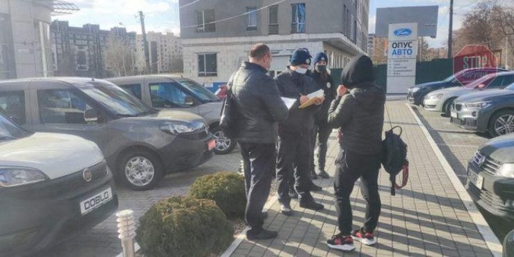  Хмельницькій активістці Березі надали озброєну охорону після нападу Фото: Facebook