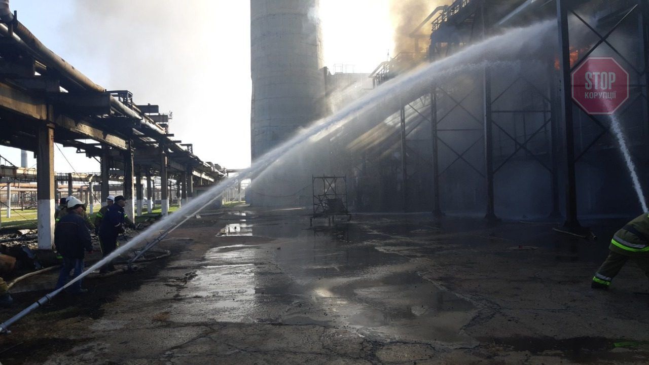  На Кременчуцькому НПЗ сталася пожежа Фото: ДСНС