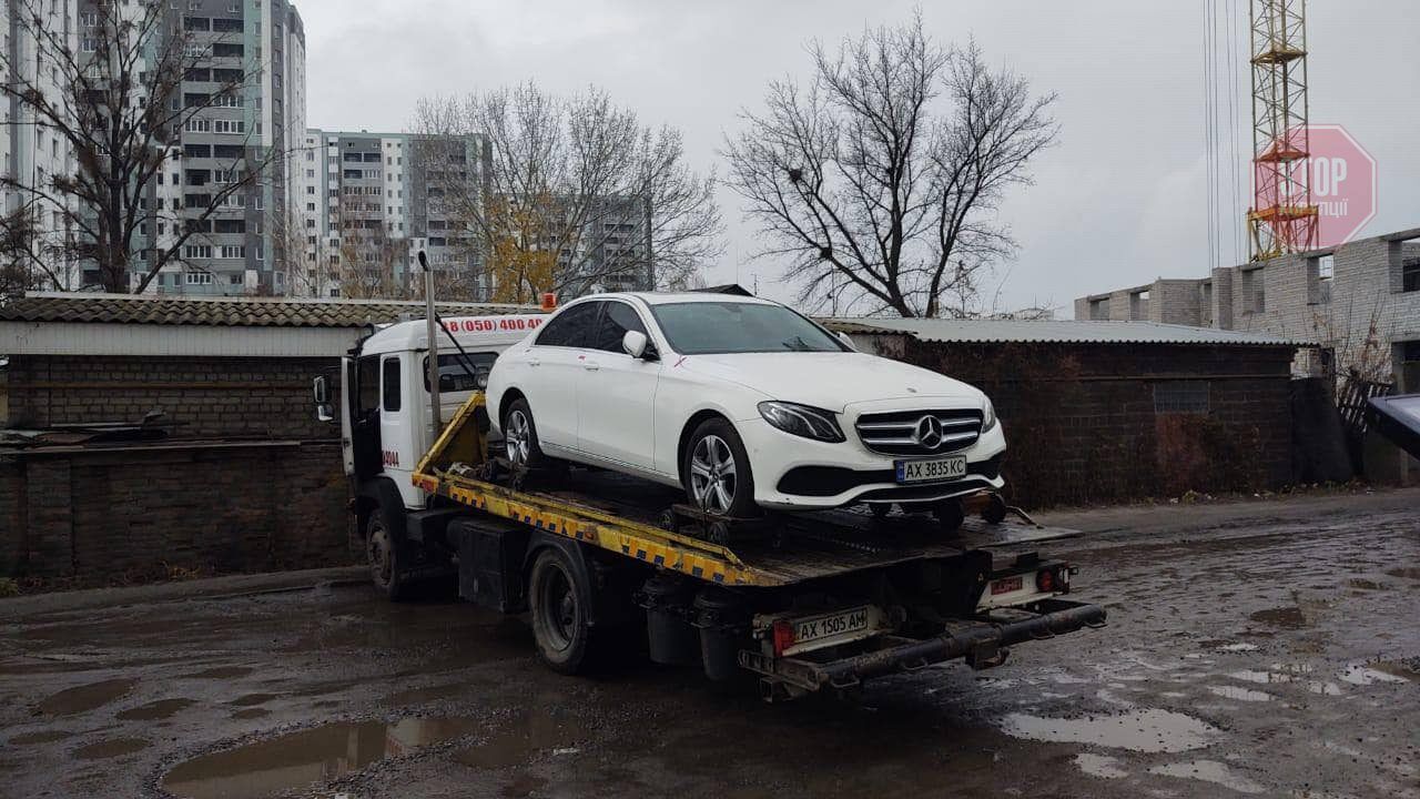 У Харкові вилучили перше авто за несплату штрафів за порушення ПДР Фото: Фейсбук