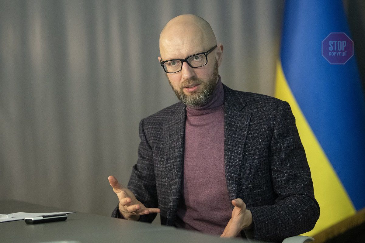  Арсеній Яценюк заявив, що хоче знову стати Прем'єр-міністром України Фото: liga.net