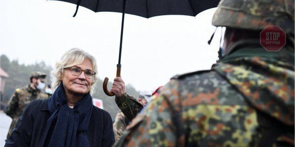  Новий міністр оборони Німеччини Крістіне Ламбрехт Фото: REUTERS