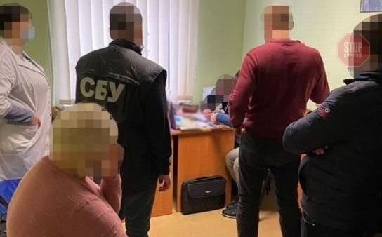  У Львові затримали медиків, які робили фейкові COVID-сертифікати Фото: Генпрокуратура