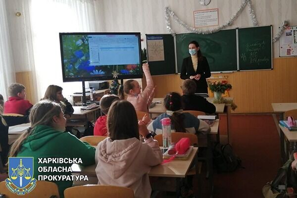 Ювенальні прокурори провели лекцію для школярів на тему захисту прав неповнолітніх та протидії булінгу (ФОТО)