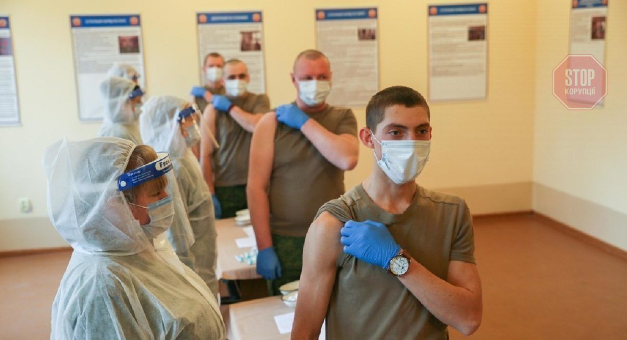  Окупанти на Донбасі збираються роздавати вакцинованим російські QR-коди Фото з відкритих джерел
