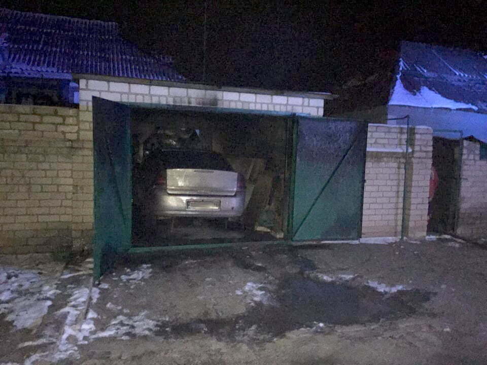 м. Миколаїв: рятувальники ліквідували пожежу автомобіля