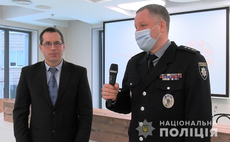 У Києві слідчі затримали чоловіка, який викрав обладнання з дитячої лікарні «Охматдит»