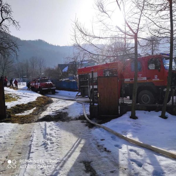 Івано-Франківська область: Рятувальники ліквідували пожежу житлового будинку у селі Білоберізка